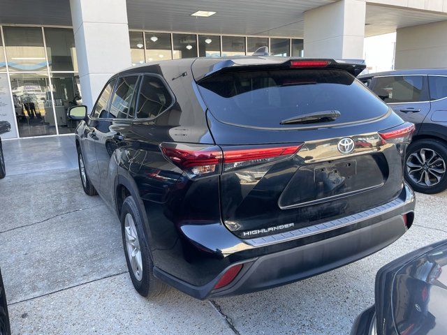 2022 Toyota Highlander L