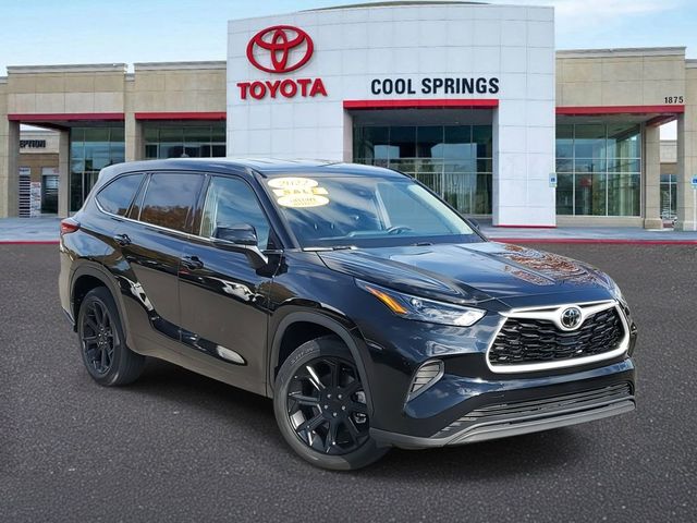 2022 Toyota Highlander L