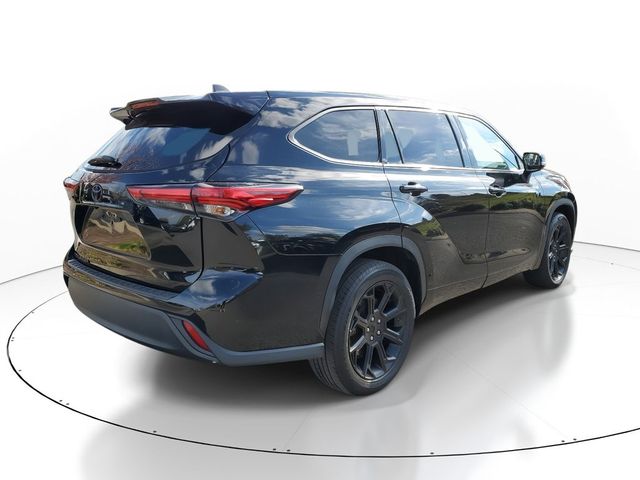 2022 Toyota Highlander L