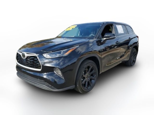 2022 Toyota Highlander L