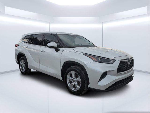 2022 Toyota Highlander L