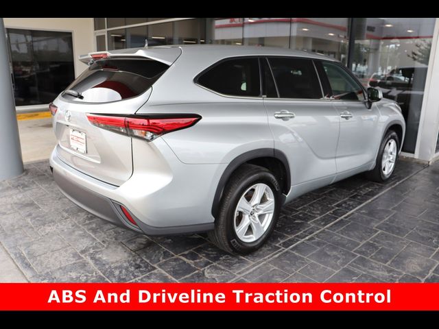 2022 Toyota Highlander L