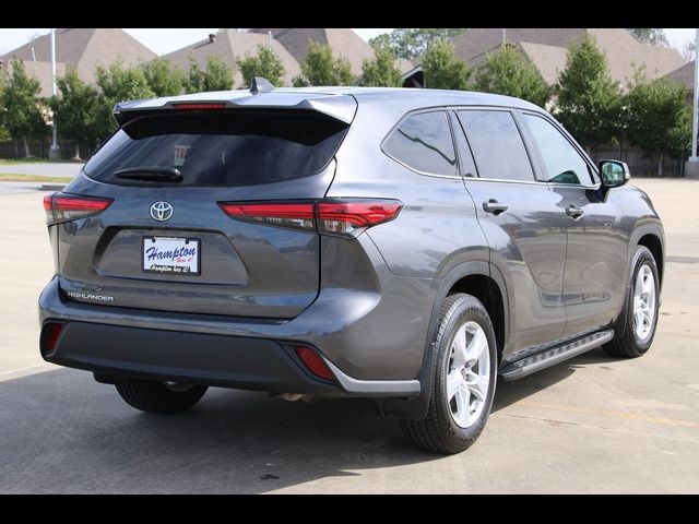 2022 Toyota Highlander L