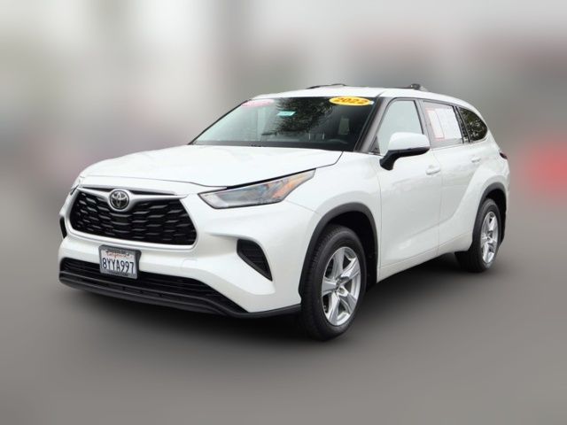 2022 Toyota Highlander L