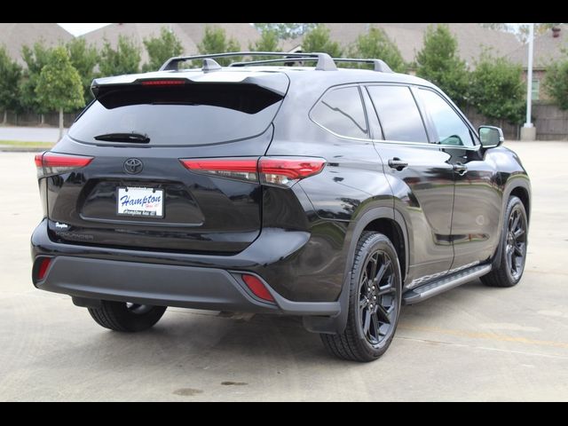 2022 Toyota Highlander L