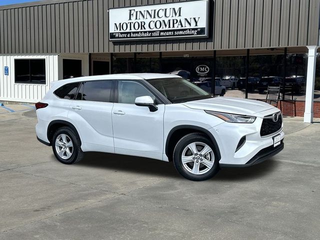 2022 Toyota Highlander L