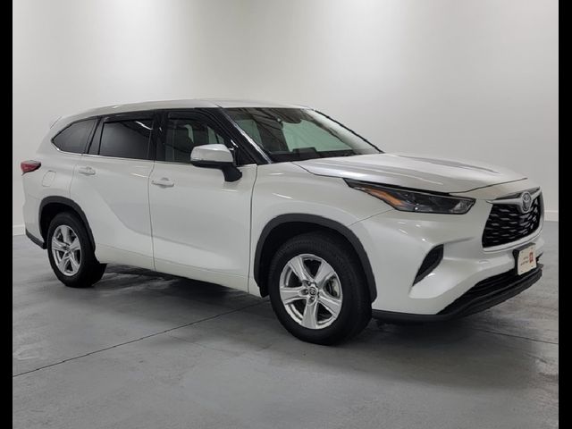 2022 Toyota Highlander L