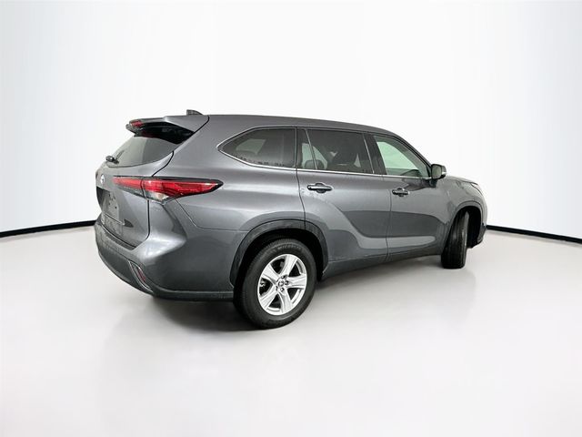 2022 Toyota Highlander L