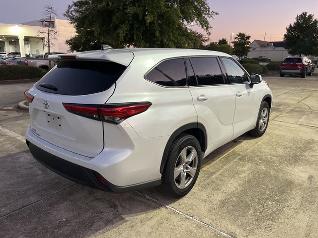 2022 Toyota Highlander L