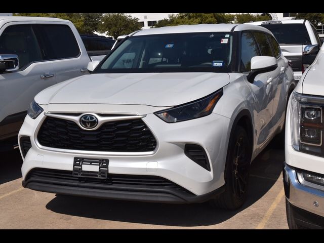 2022 Toyota Highlander L