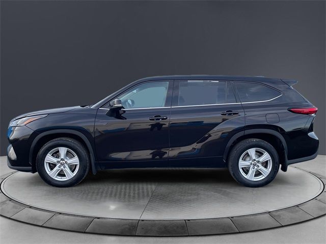 2022 Toyota Highlander L