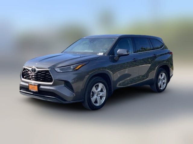 2022 Toyota Highlander L