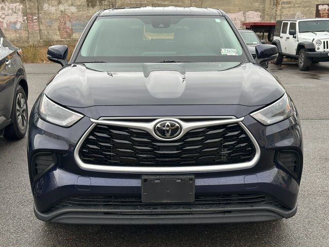 2022 Toyota Highlander L