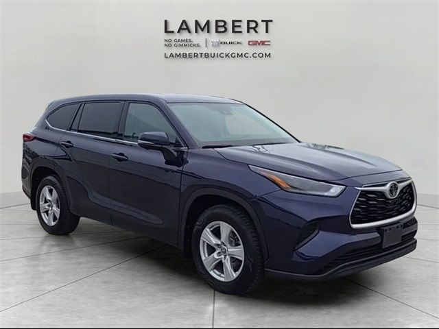 2022 Toyota Highlander L