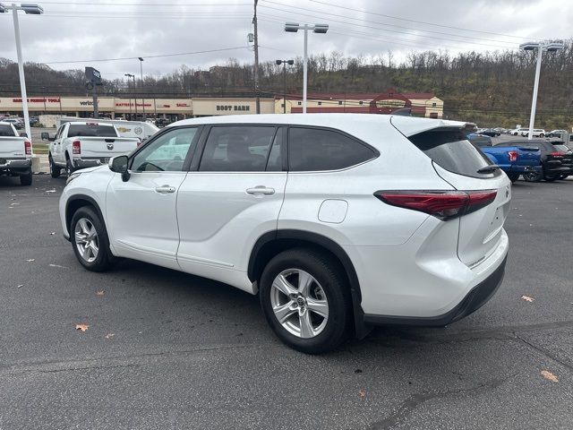 2022 Toyota Highlander L