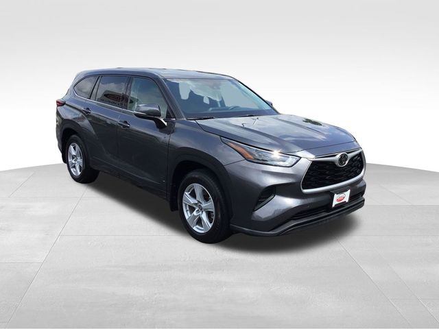 2022 Toyota Highlander L