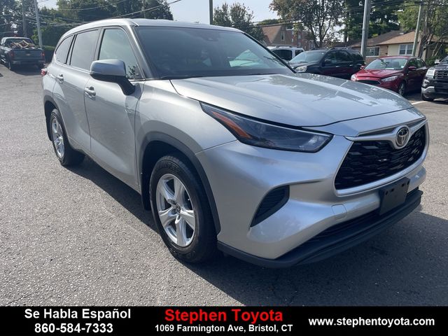 2022 Toyota Highlander L