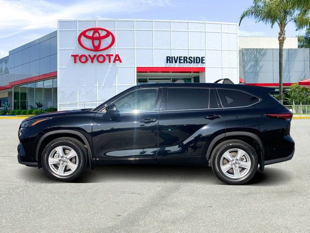 2022 Toyota Highlander L