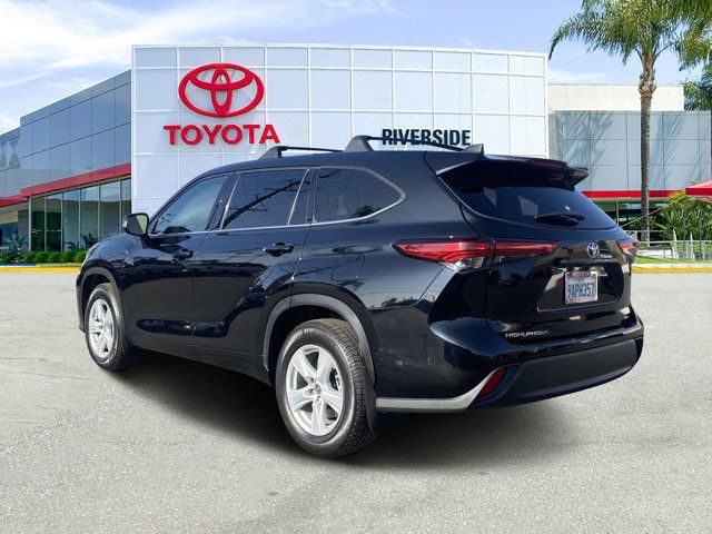 2022 Toyota Highlander L