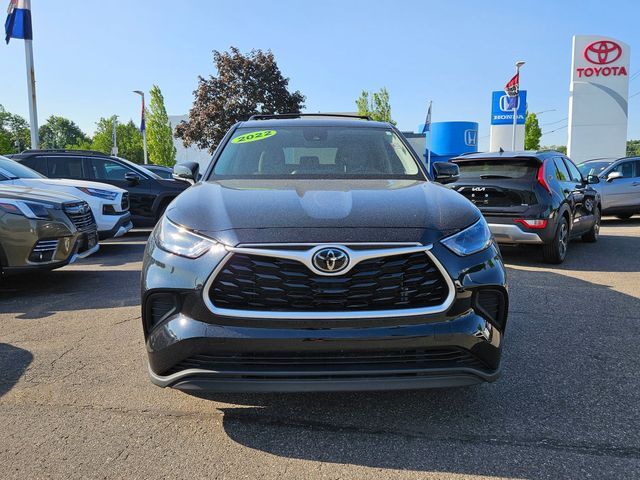 2022 Toyota Highlander L