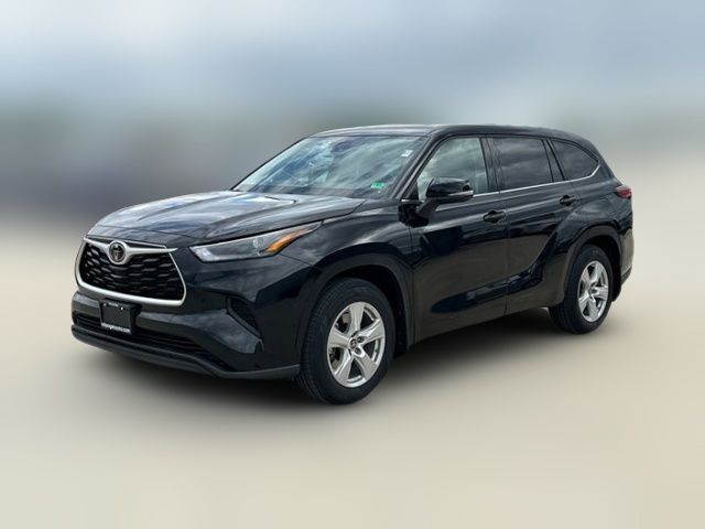 2022 Toyota Highlander L