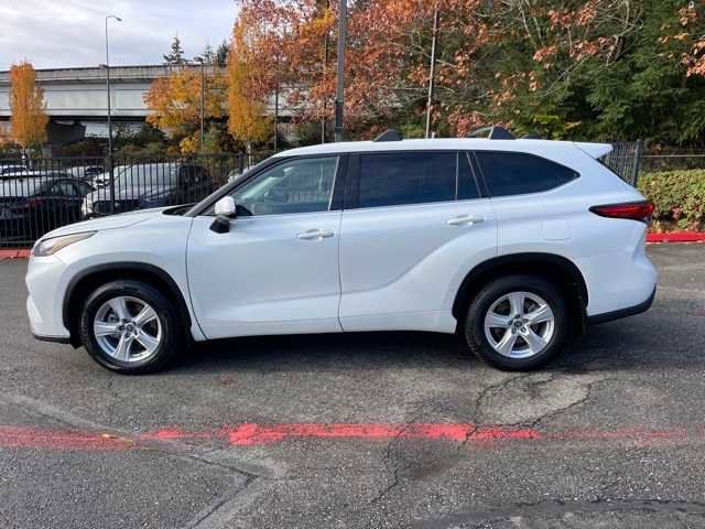 2022 Toyota Highlander L