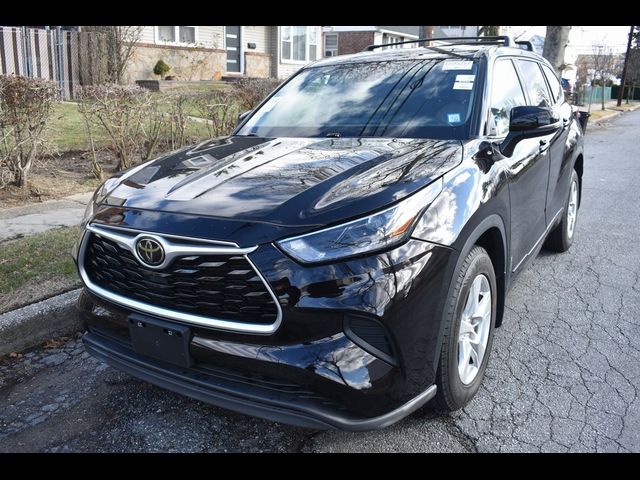 2022 Toyota Highlander L