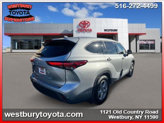 2022 Toyota Highlander L