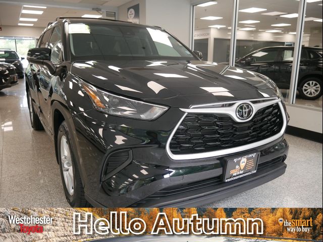 2022 Toyota Highlander L