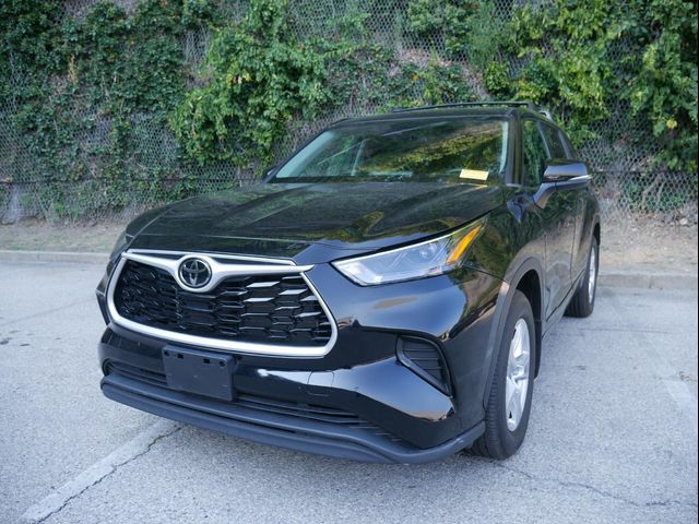 2022 Toyota Highlander L