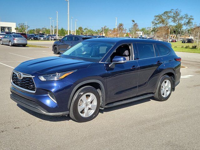 2022 Toyota Highlander L