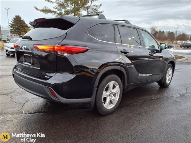 2022 Toyota Highlander L