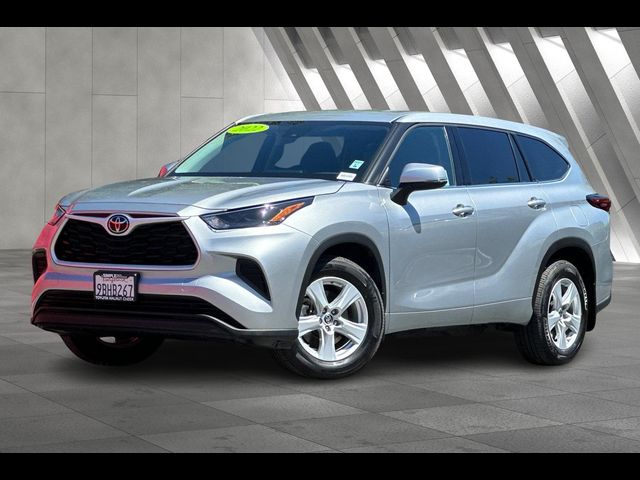 2022 Toyota Highlander L