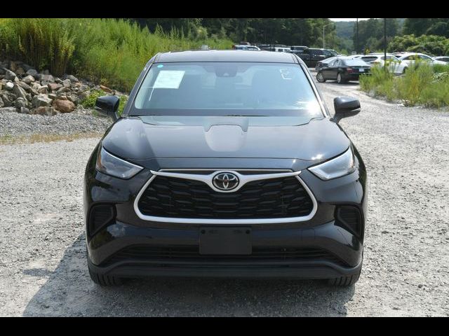 2022 Toyota Highlander L