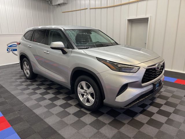 2022 Toyota Highlander L