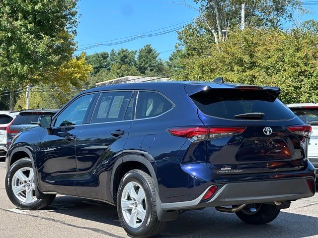 2022 Toyota Highlander LE