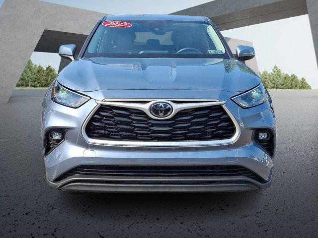 2022 Toyota Highlander LE