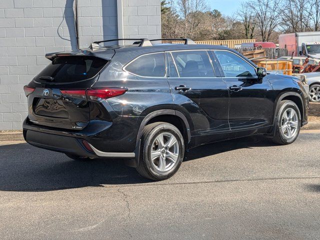 2022 Toyota Highlander LE