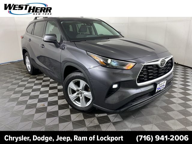 2022 Toyota Highlander LE