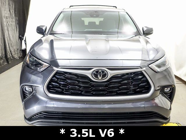 2022 Toyota Highlander LE