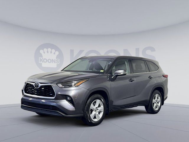 2022 Toyota Highlander LE