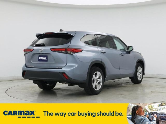 2022 Toyota Highlander LE