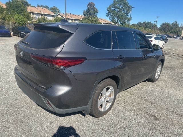 2022 Toyota Highlander LE