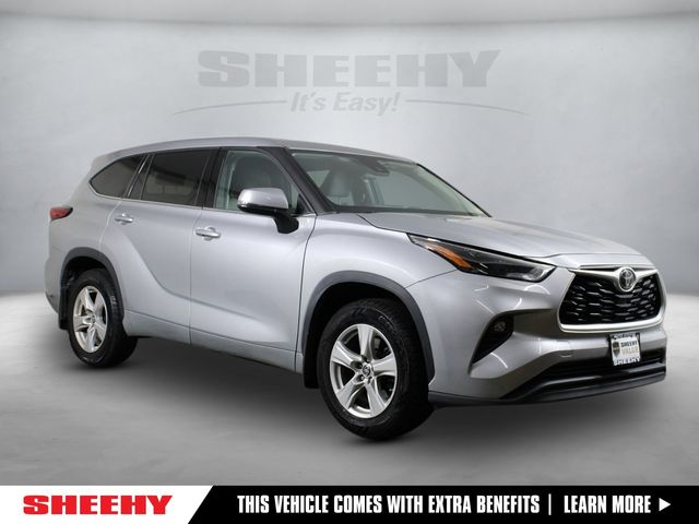 2022 Toyota Highlander LE