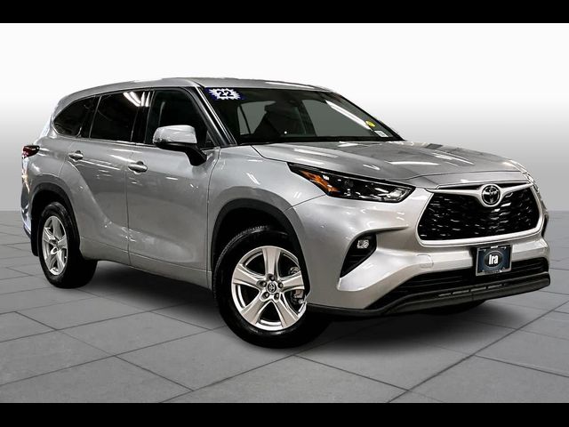 2022 Toyota Highlander LE