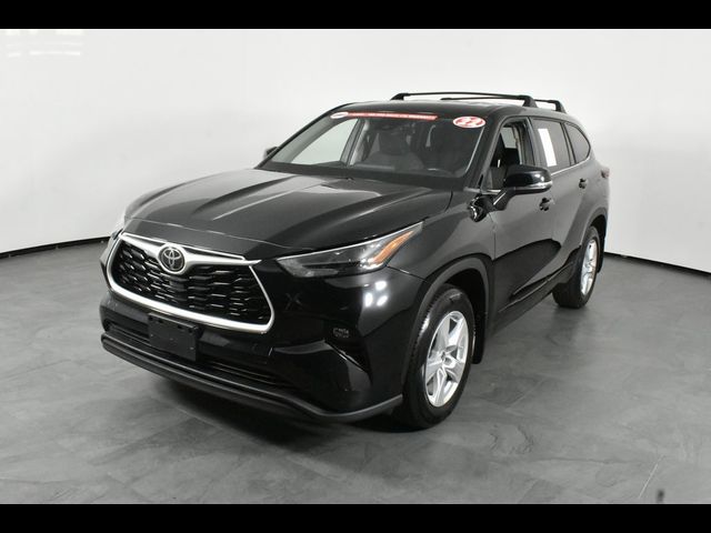 2022 Toyota Highlander LE