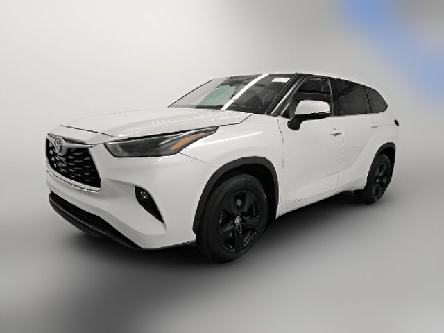 2022 Toyota Highlander LE