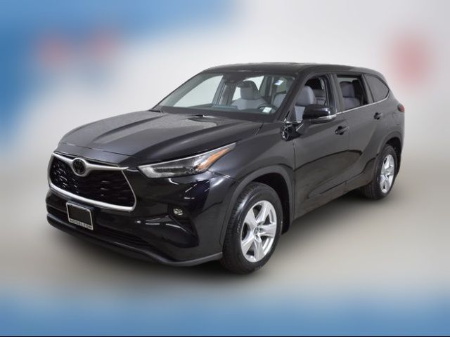 2022 Toyota Highlander LE