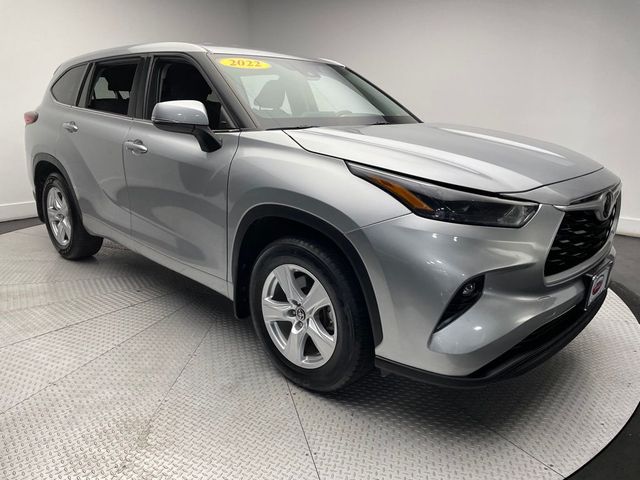 2022 Toyota Highlander LE