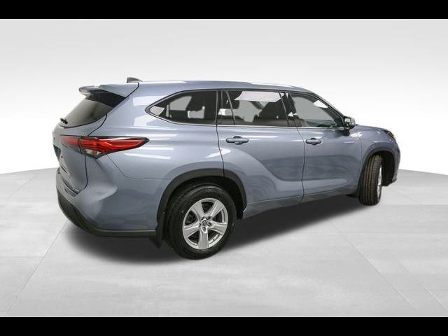 2022 Toyota Highlander LE